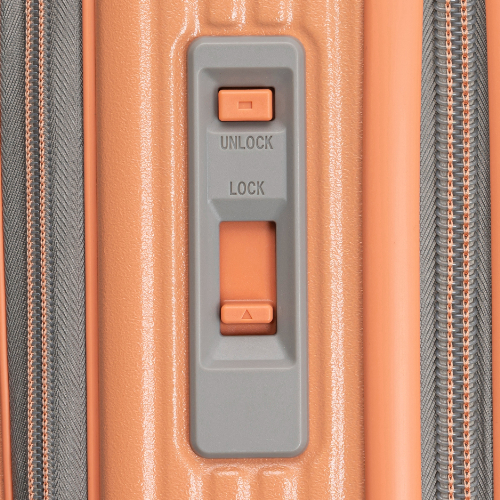 [1-3泊] イノベーター フラジャイル　INV50　38L ペールオレンジ 4輪　innovator 側面のスライドスイッチでキャスターがロック、プッシュボタンでアンロック状態になります。