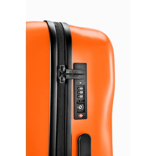 [1-3泊] クラッシュバゲージ アイコンコレクション 35L オレンジ 4輪 CRASH BAGGAGE 米国運輸保安局公認のTSAロックがスーツケースに搭載されます。このロックのおかげで、セキュリティチェックの際にケースを破損することなく開けることができます。